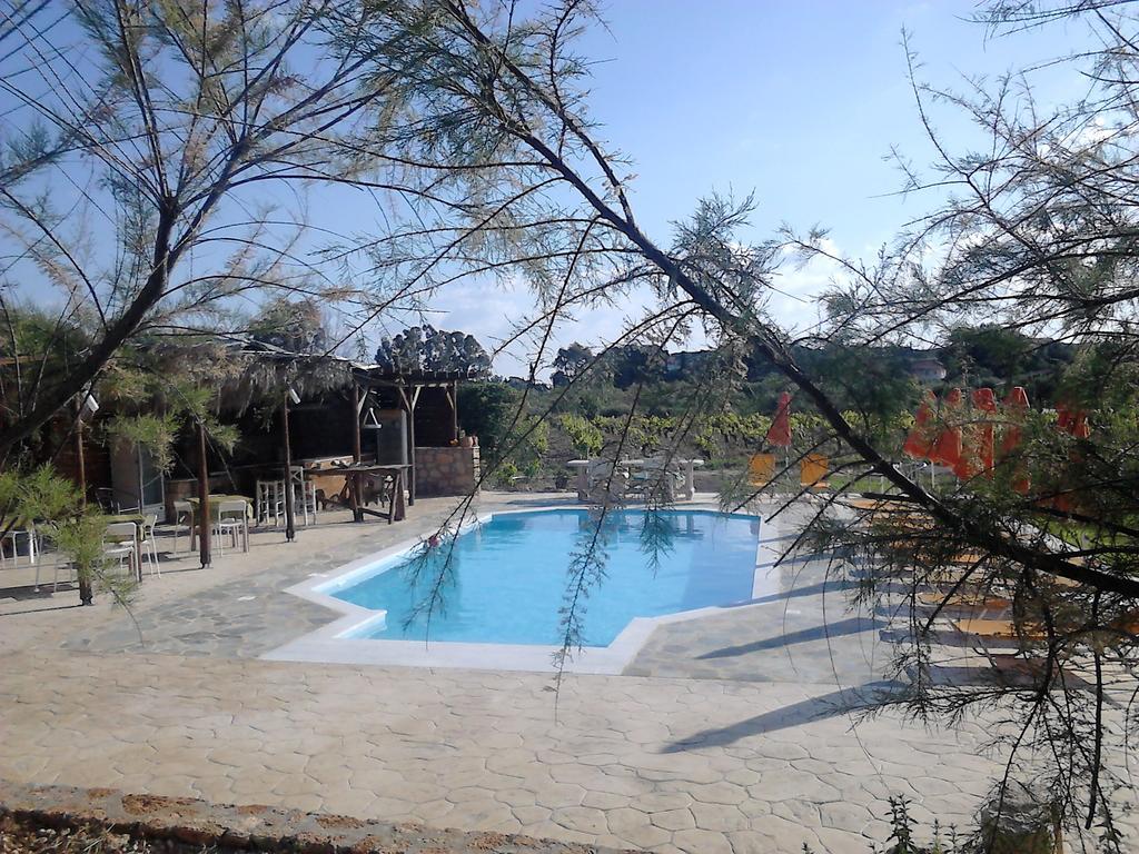 Zest @ XI Beach Lixouri Exterior foto
